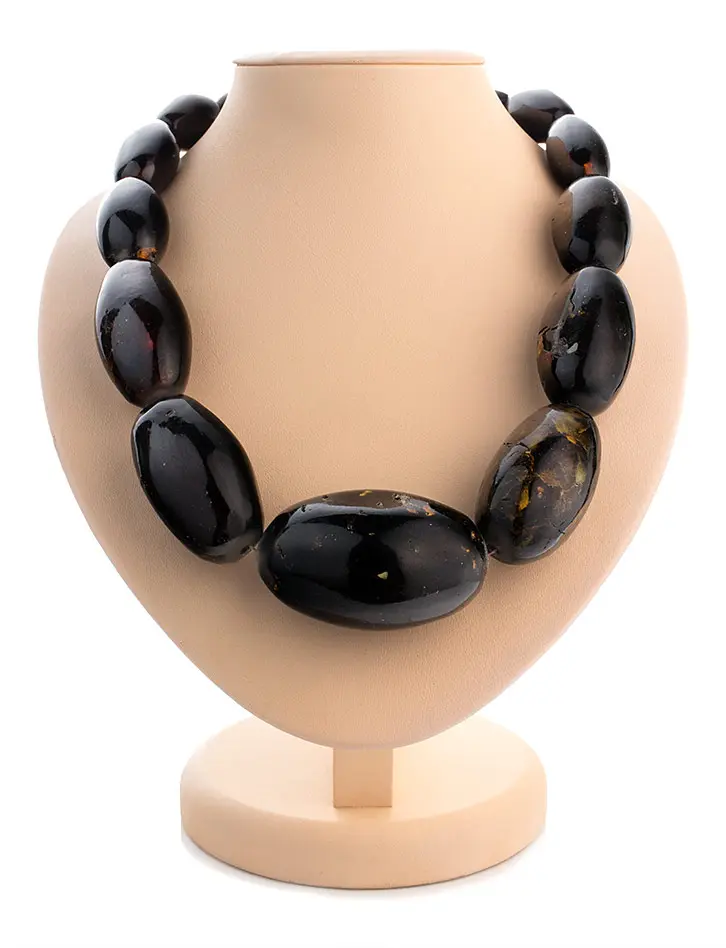 картинка Эффектные бусы «Слива крупная чёрная» из натурального формованного янтаря в онлайн магазине