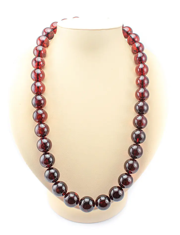 картинка Длинные бусы «Шары» из натурального формованного янтаря цвета спелой черешни в онлайн магазине