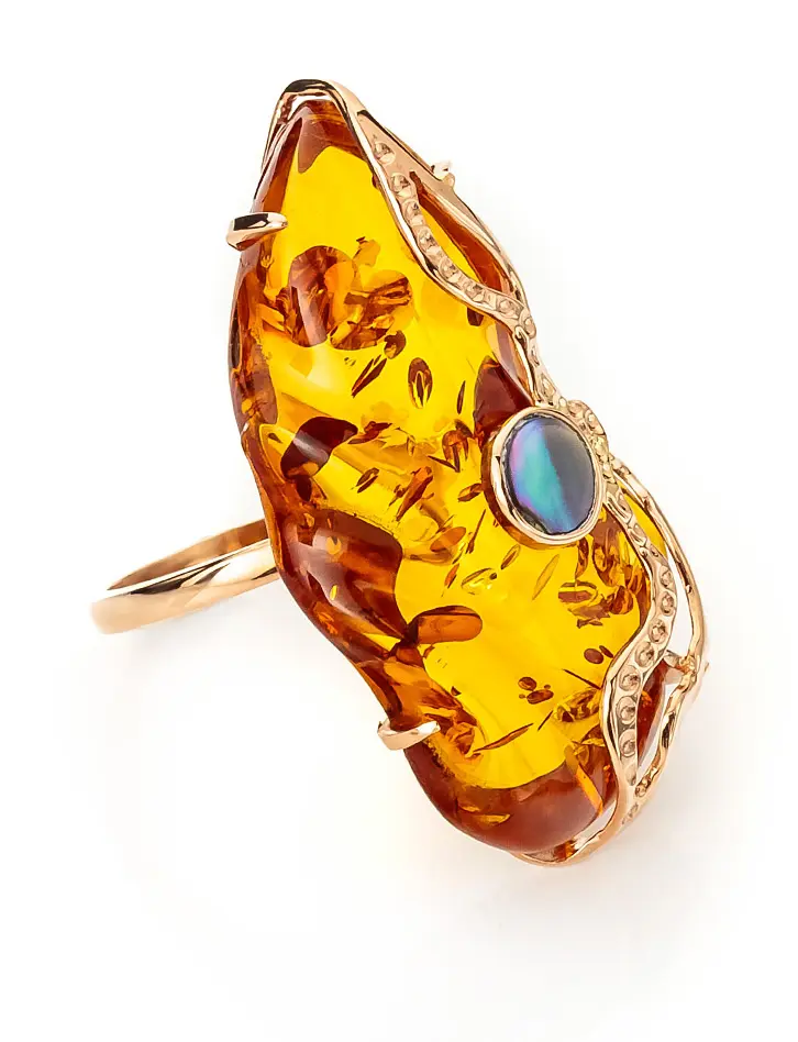 картинка Роскошное кольцо из золота с янтарём и перламутром «Атлантида» в онлайн магазине