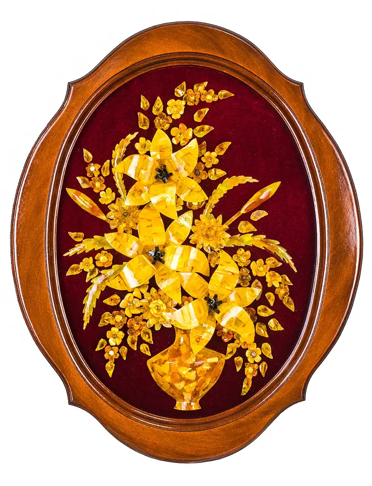 картинка Овальное декоративное панно из натурального янтаря «Ваза с лилиями» 54 х 44 см в онлайн магазине