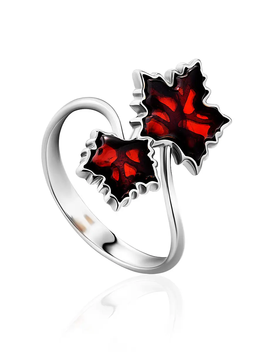 картинка Оригинальное кольцо из серебра и янтаря «Канада» в онлайн магазине