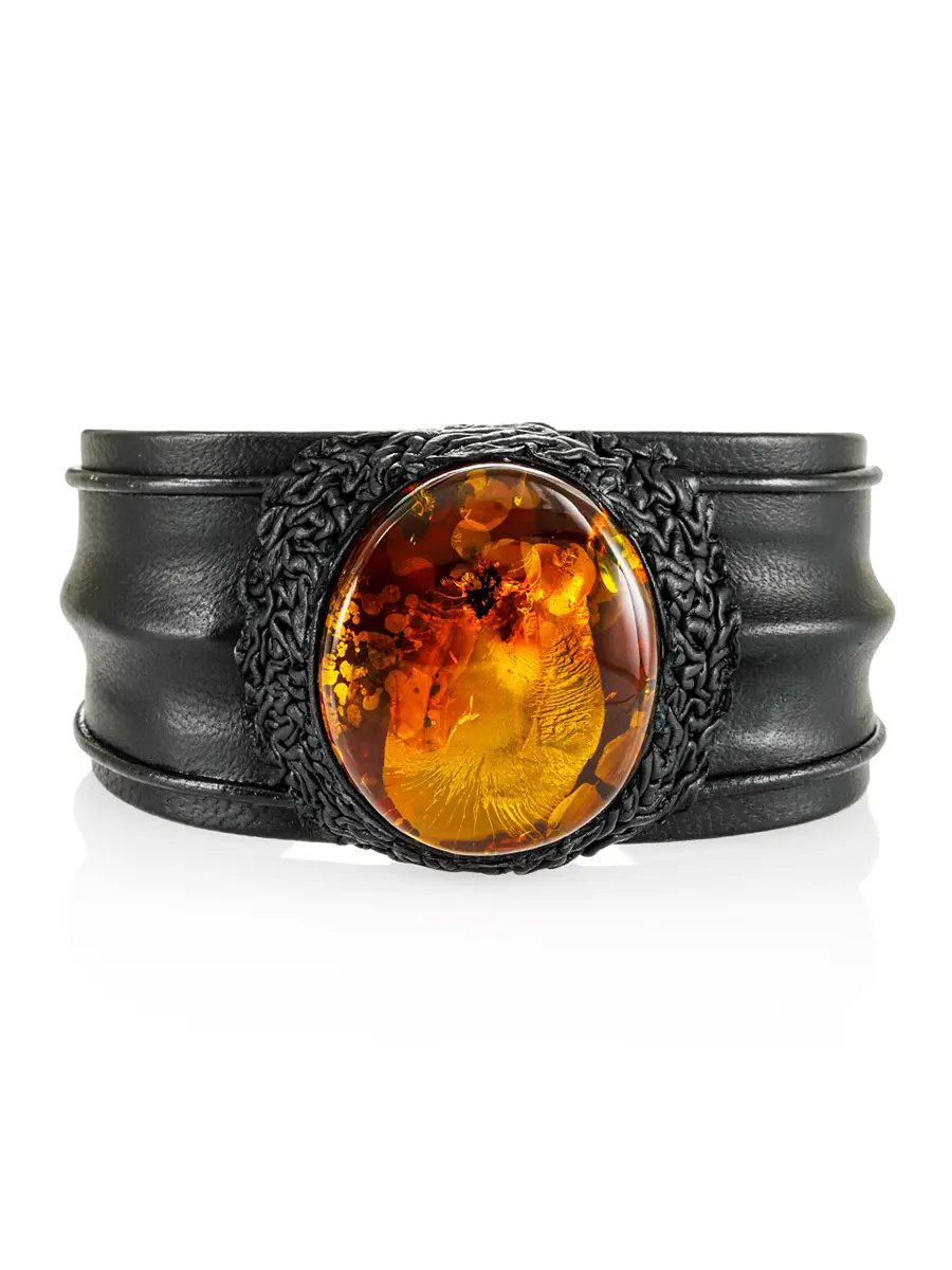 картинка Широкий красивый браслет из черной кожи и вишнёвого янтаря «Нефертити» в онлайн магазине