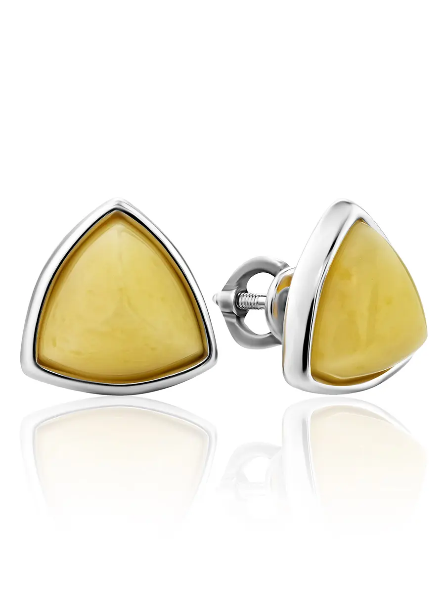 картинка Серьги-гвоздики треугольной формы «Мистраль» с натуральным медовым янтарём в онлайн магазине