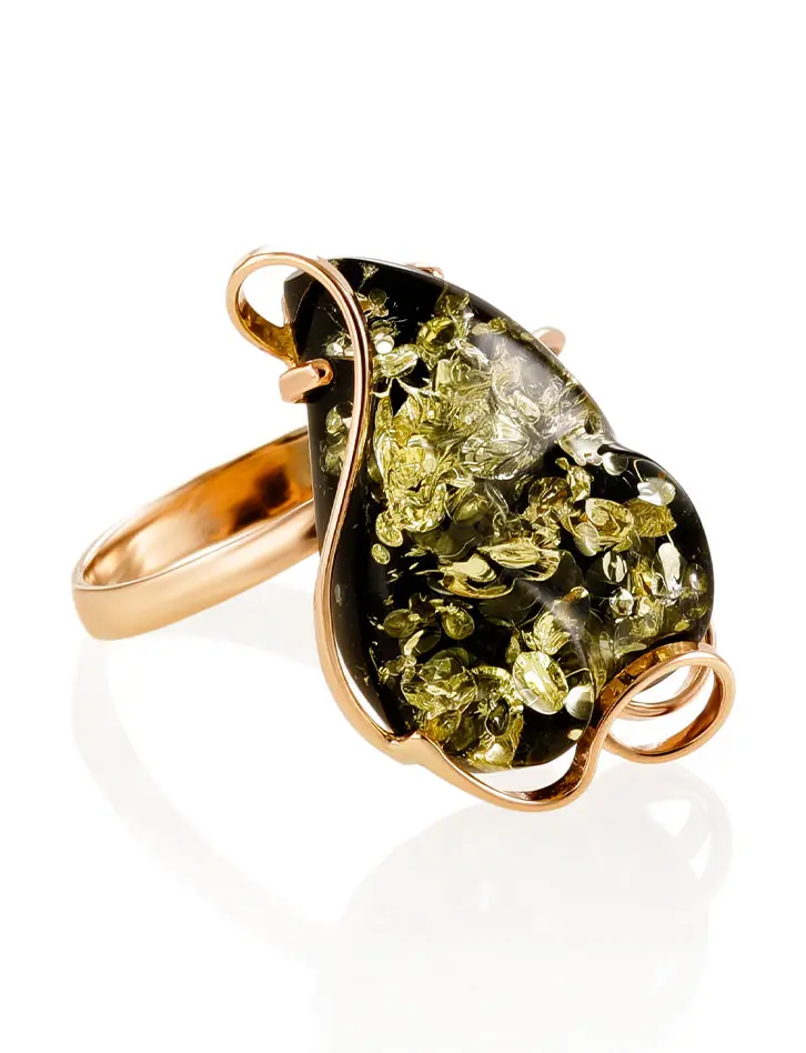 картинка Красивое золотое кольцо с зелёным янтарём «Риальто» в онлайн магазине
