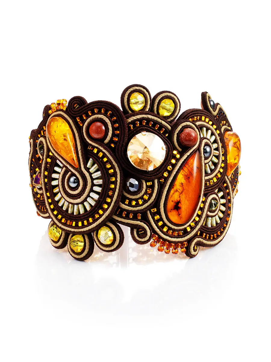 картинка Плетеный браслет с вставками из натурального двухцветного янтаря и кристаллов «Индия» в онлайн магазине
