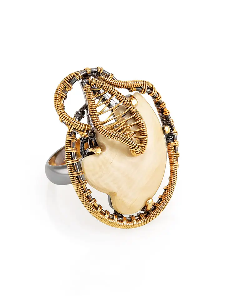 картинка Изысканное серебряное кольцо с бивнем мамонта «Эра» в онлайн магазине