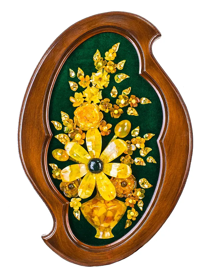 картинка Фигурная декоративная панель с натюрмортом из янтаря на бархате «Ваза с цветами» 46 х 31 см в онлайн магазине