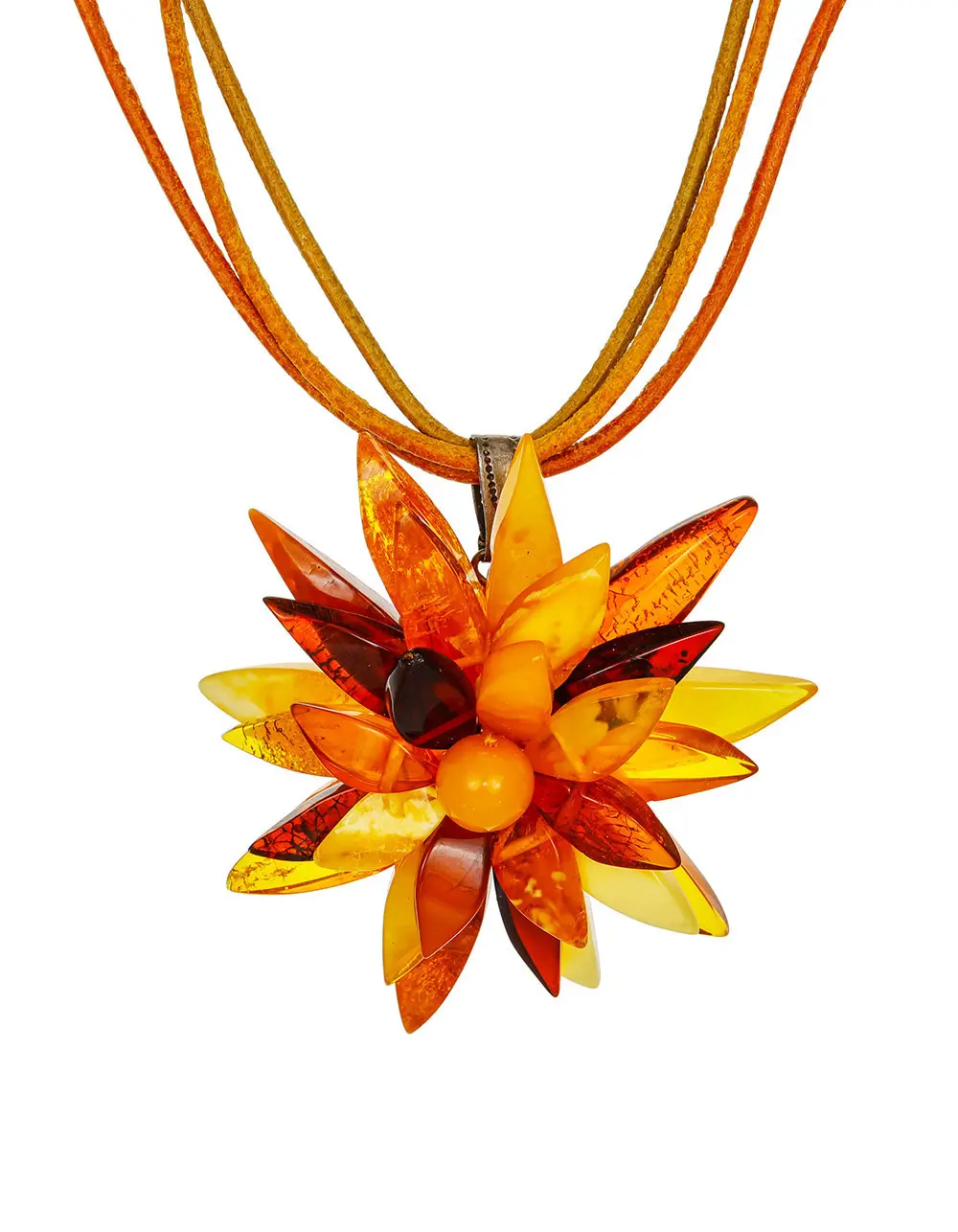 картинка Эффектная яркая подвеска в виде цветка из натурального янтаря на шнурке «Хризантема» в онлайн магазине