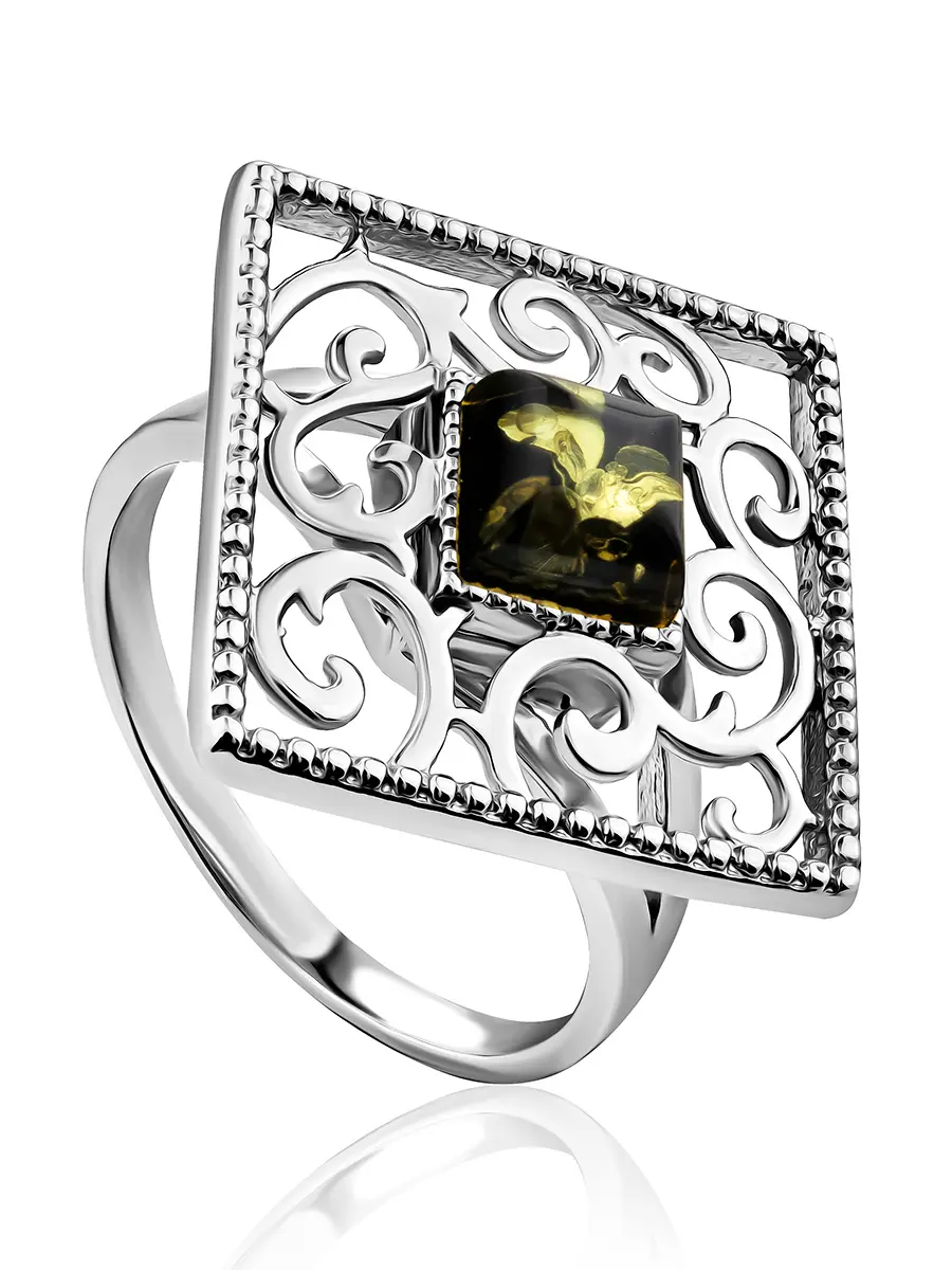 картинка Изысканное кольцо из серебра и натурального янтаря зелёного цвета «Арабеска» в онлайн магазине