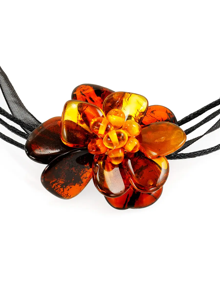 картинка Стильный чокер с ярким цветком из натурального янтаря «Шиповник» в онлайн магазине