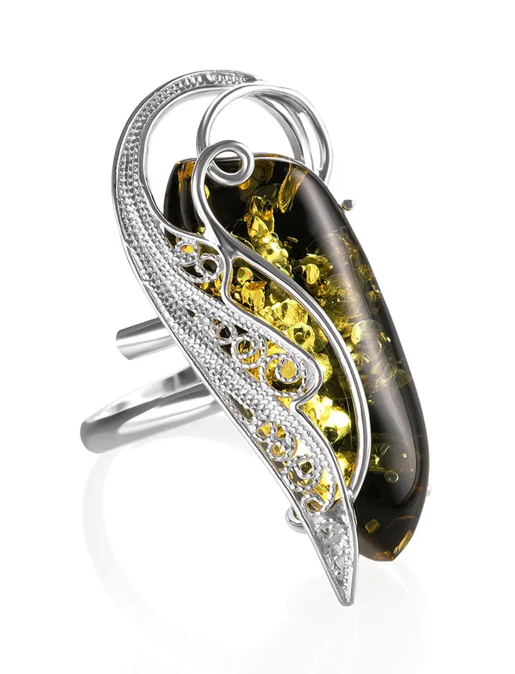 картинка Крупное кольцо с натуральным зелёным янтарём «Крылышко» в онлайн магазине