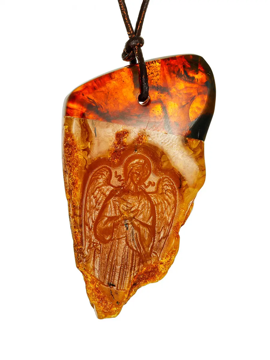 картинка Резная подвеска из цельного янтаря «Ангел-Хранитель» в онлайн магазине