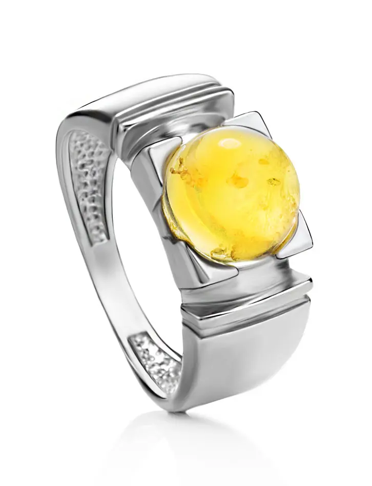 картинка Стильное серебряное кольцо с круглой вставкой из натурального янтаря яркого лимонного цвета «Рондо» в онлайн магазине