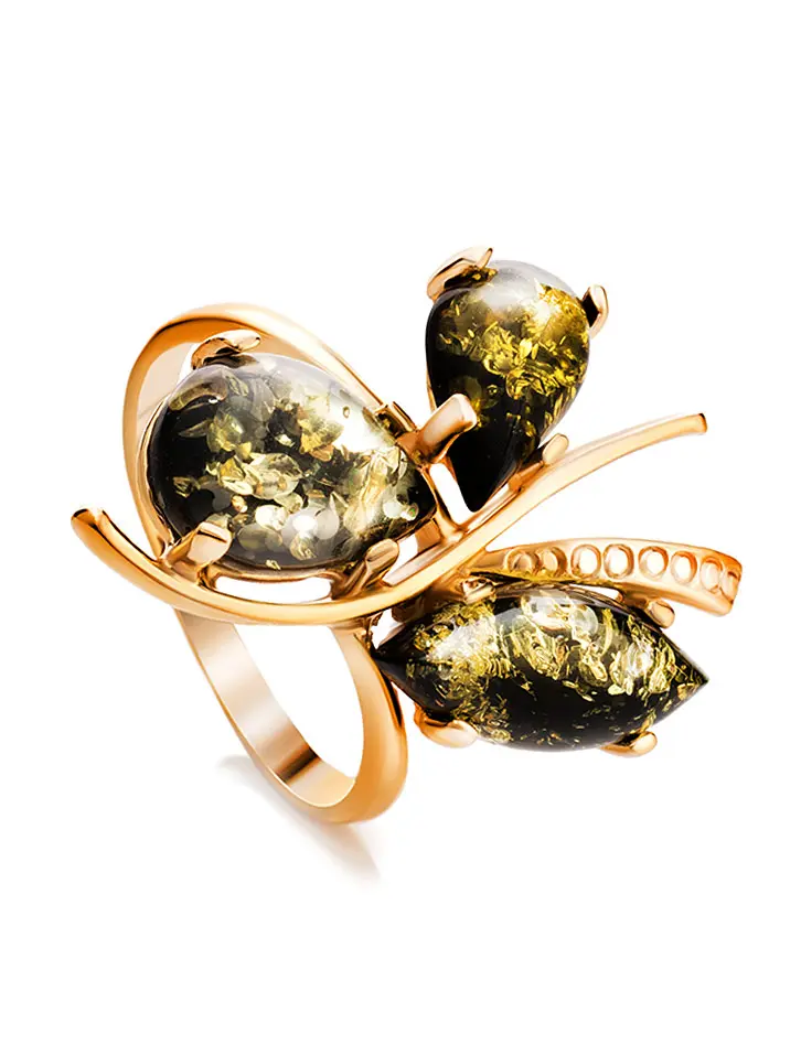 картинка Эффектное позолоченное кольцо с зелёным янтарём «Магнолия» в онлайн магазине