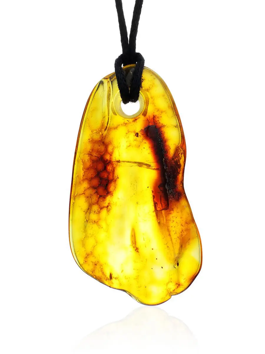 картинка Подвеска из натурального янтаря с красивой текстурой  в онлайн магазине