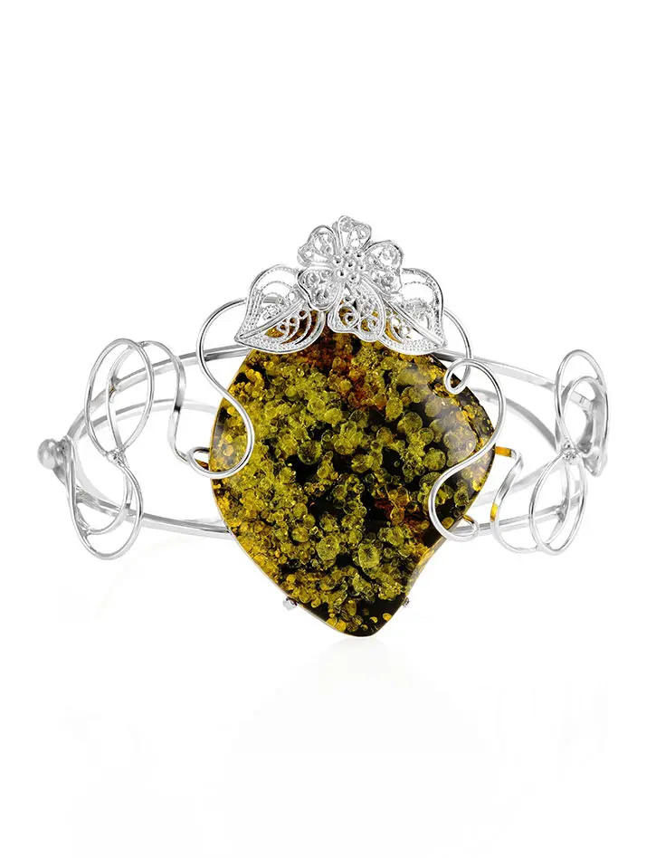 картинка Изысканный браслет из серебра с крупным натуральным янтарем зелёного цвета «Филигрань» в онлайн магазине