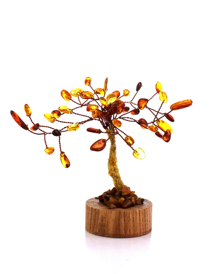 картинка Дерево из натурального янтаря на деревянной подставке в онлайн магазине
