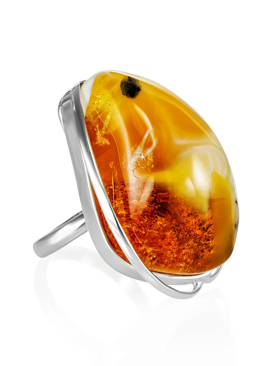 картинка Серебряное кольцо с цельным текстурным янтарём «Лагуна» в онлайн магазине