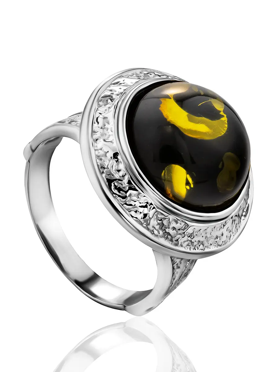 картинка Серебряное кольцо с натуральным  зелёным янтарём «Ампир» в онлайн магазине
