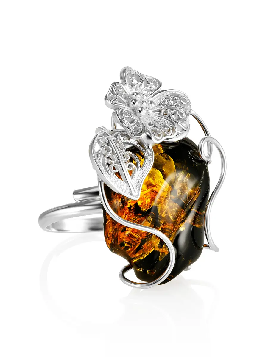 картинка Великолепное кольцо из серебра с натуральным балтийским янтарём зелёного цвета «Филигрань» в онлайн магазине