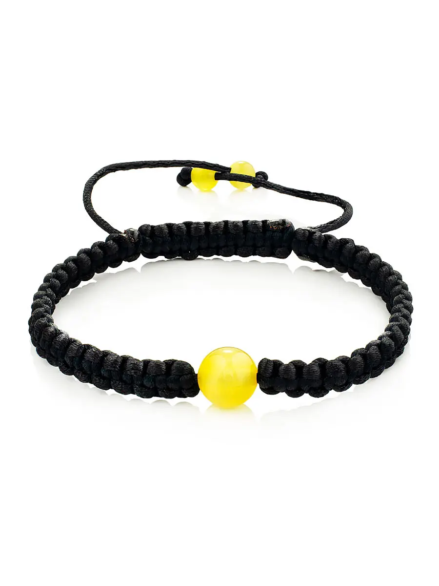 картинка Плетёный браслет с янтарными бусинами медового цвета «Шамбала» в онлайн магазине
