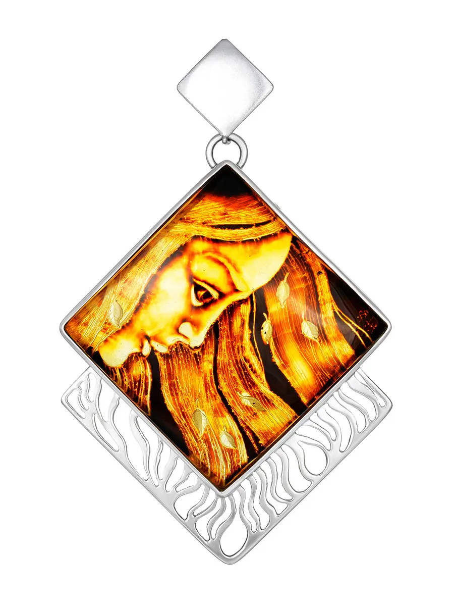 картинка Эффектная крупная подвеска из серебра и натурального янтаря с резьбой «Элинор» в онлайн магазине