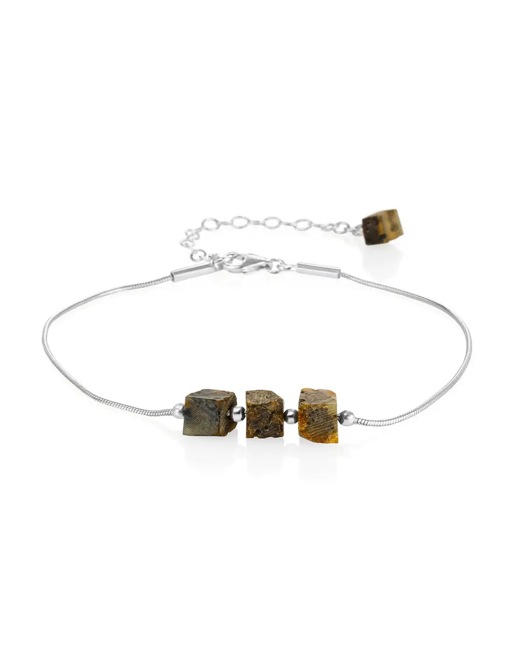 картинка Лёгкий серебряный браслет с камнями янтаря натурального черного цвета «Рафинад» в онлайн магазине