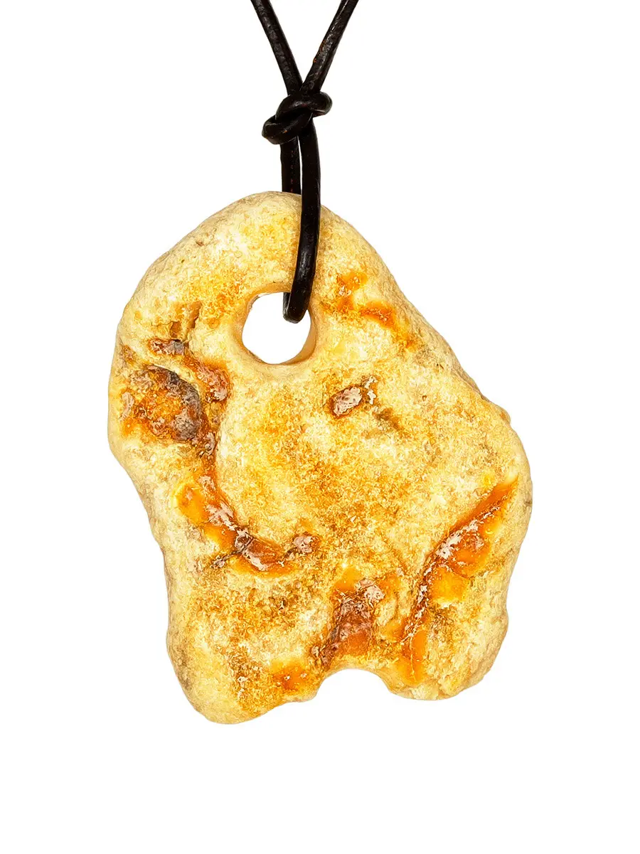 картинка Янтарный кулон пейзажного цвета в онлайн магазине