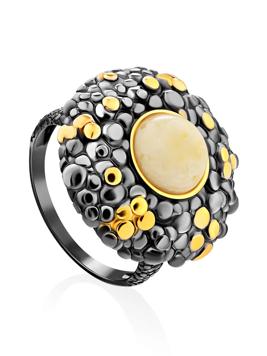 картинка Оригинальное кольцо из серебра и натурального балтийского янтаря «Раушен» в онлайн магазине