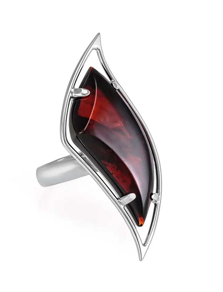 картинка Крупное кольцо из серебра с натуральным янтарём вишнёвого цвета «Палладио» в онлайн магазине