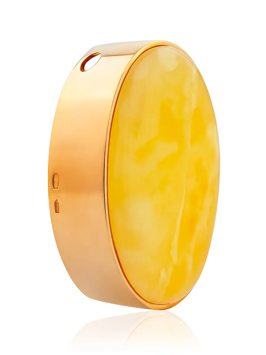 картинка Эффектный овальный кулон из натурального янтаря медового цвета «Притяжение» в онлайн магазине