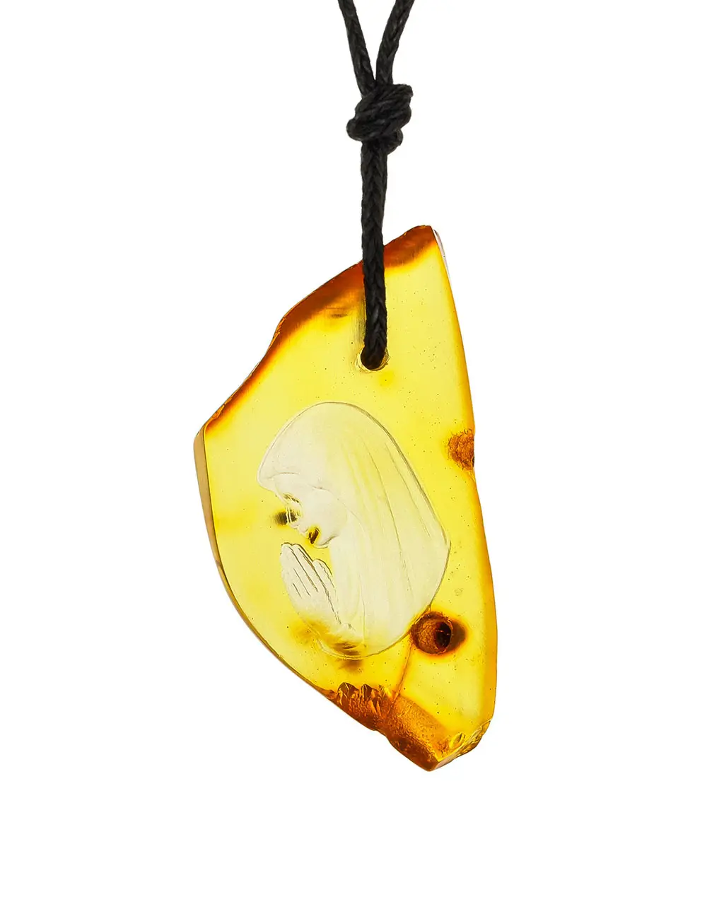 картинка Подвеска из натурального балтийского янтаря лимонного цвета с инталией «Мадонна»  в онлайн магазине