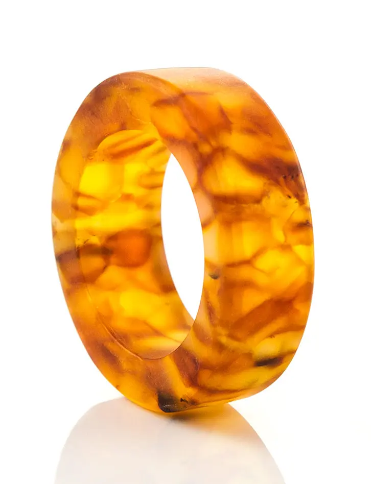 картинка Необычное матовое кольцо «Везувий» из формованного янтаря коньячного цвета в онлайн магазине