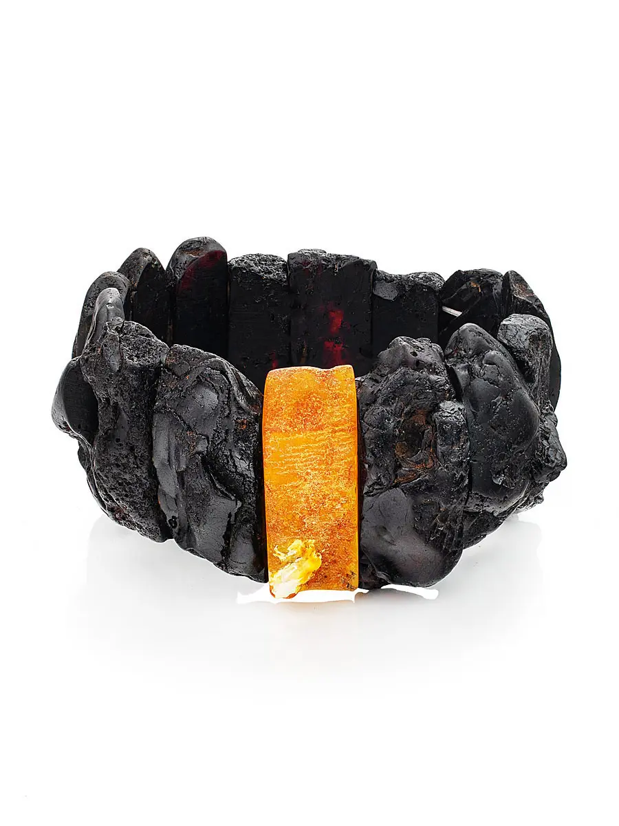 картинка Эффектный браслет из натурального цельного янтаря чёрного цвета «Помпеи» в онлайн магазине