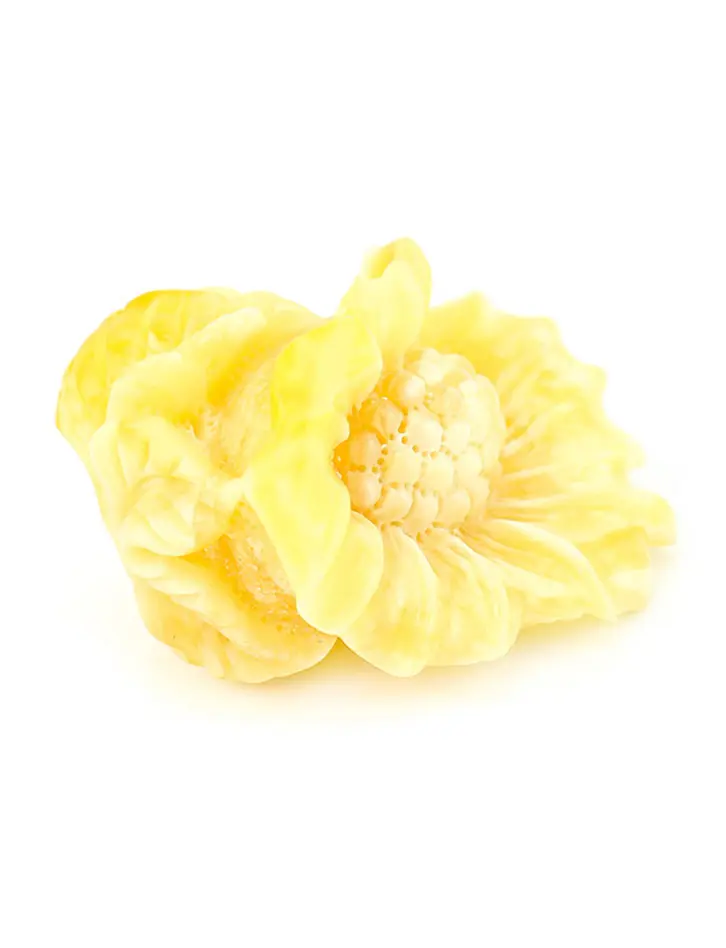 картинка Сувенир-резьба из натурального пейзажного медового янтаря «Цветок» 47х32х24 мм в онлайн магазине