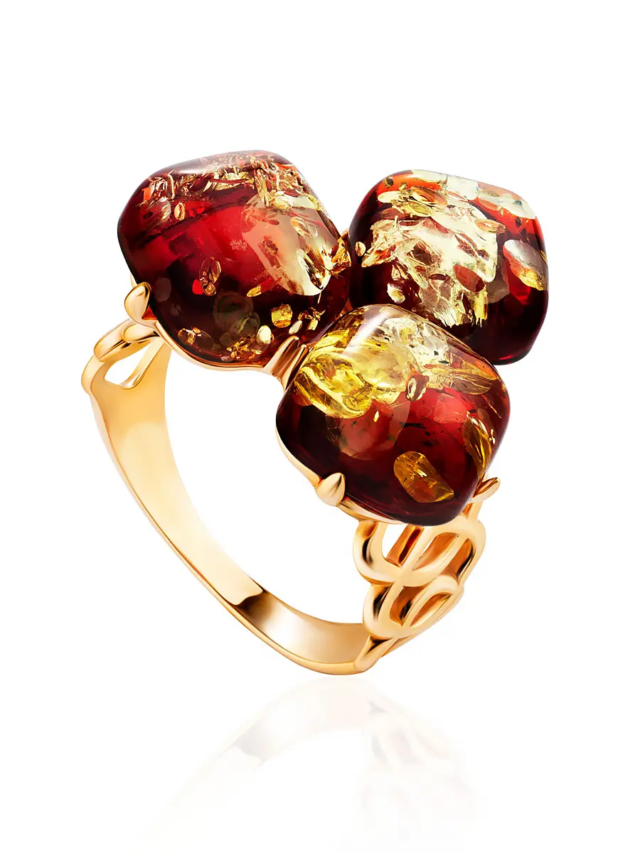 картинка Яркое оригинальное кольцо «Византия» из золочённого серебра и янтаря красного цвета в онлайн магазине