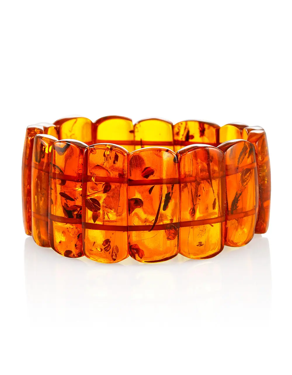 картинка Плоский браслет из натурального балтийского янтаря с искрящейся текстурой в онлайн магазине