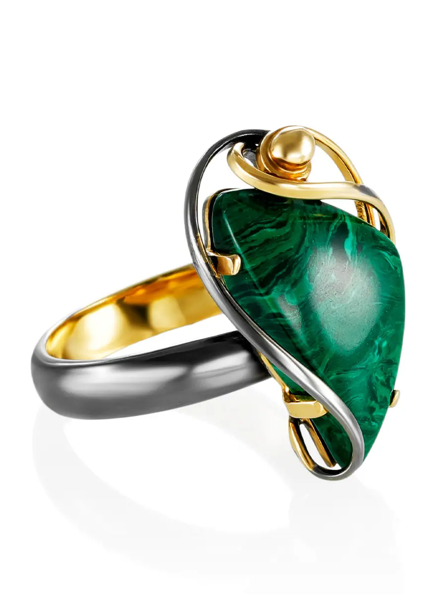 картинка Стильное кольцо из серебра, украшенное малахитом «Серенада» в онлайн магазине