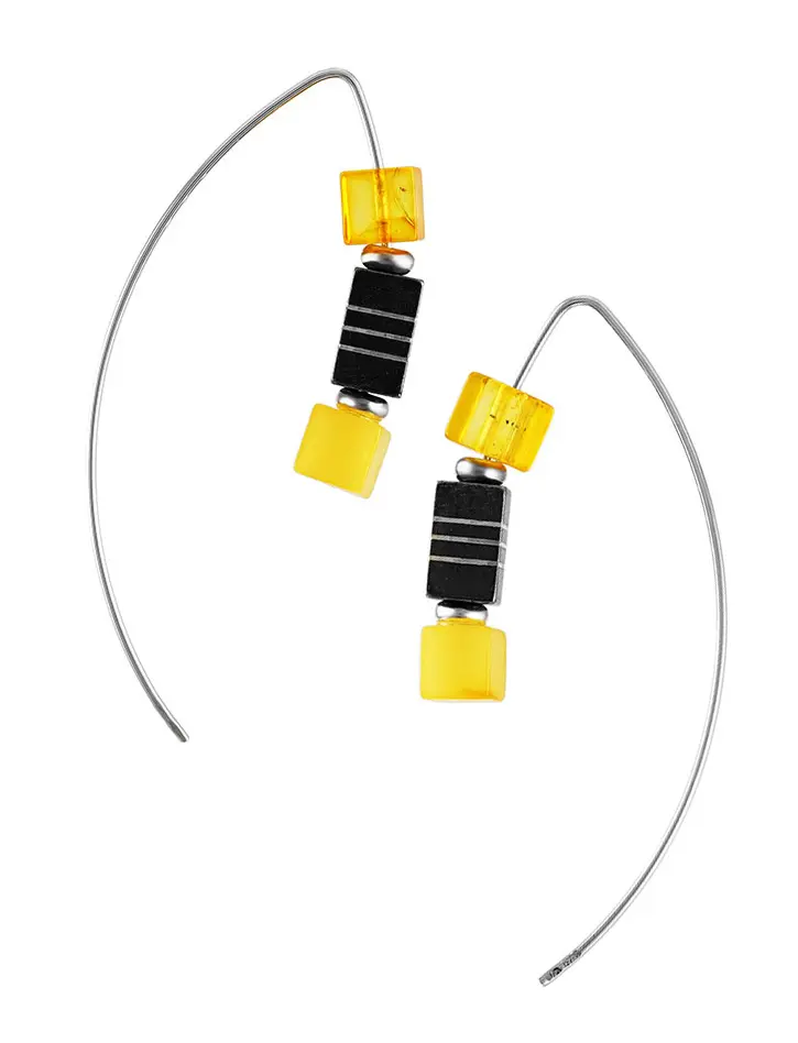 картинка Оригинальные серьги-крючки «Рафинад» с натуральным янтарём в онлайн магазине