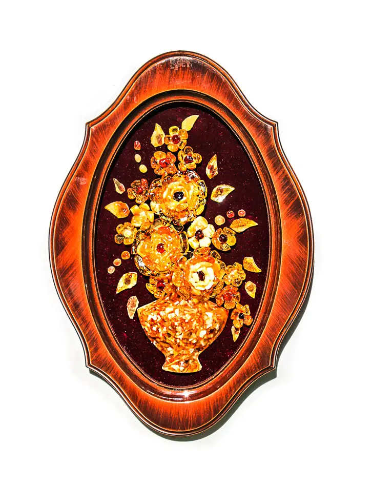 картинка Панно из натурального янтаря на бархате «Цветы» овальное малое в онлайн магазине