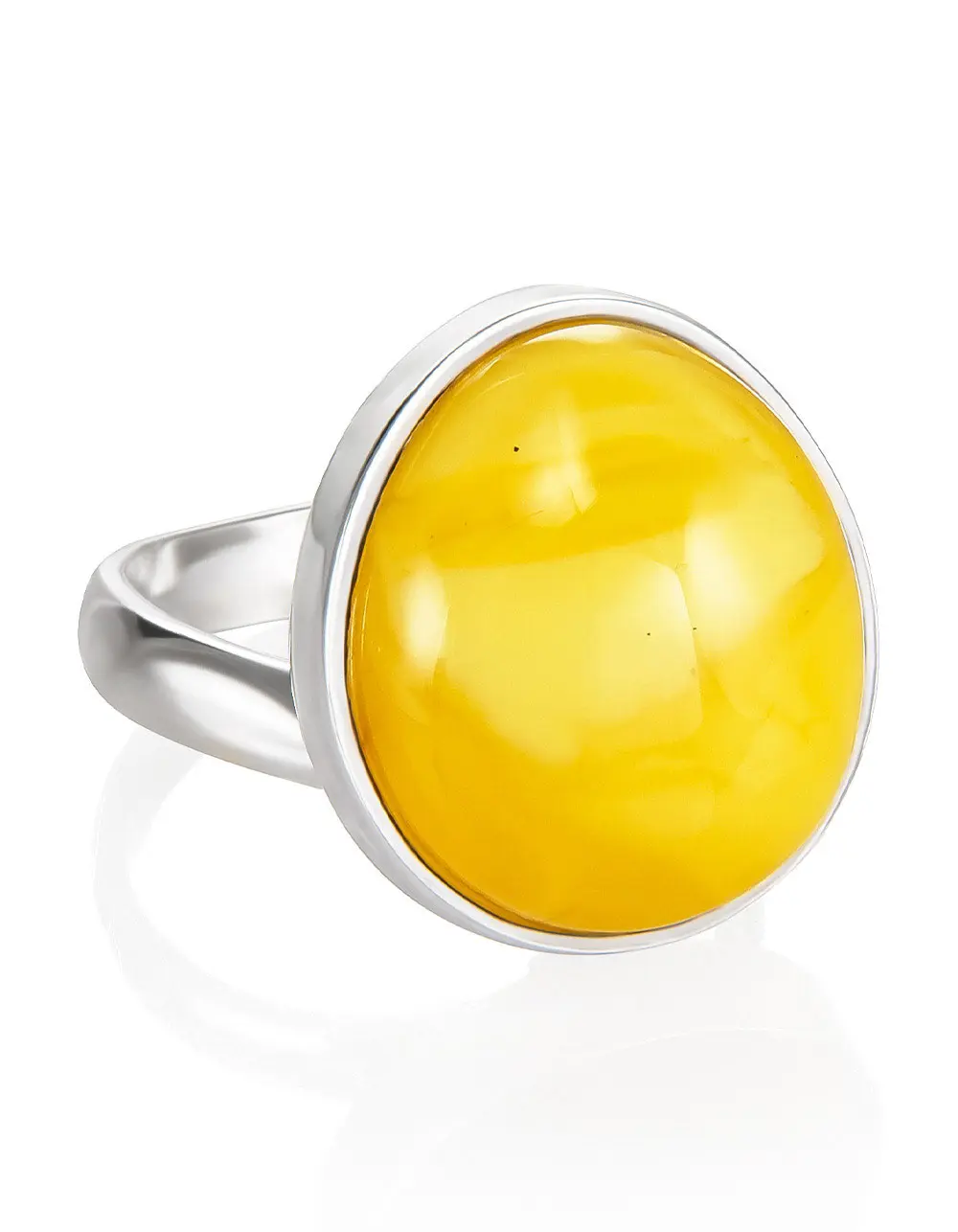 картинка Эффектное кольцо «Глянец» из натурального медового янтаря в онлайн магазине