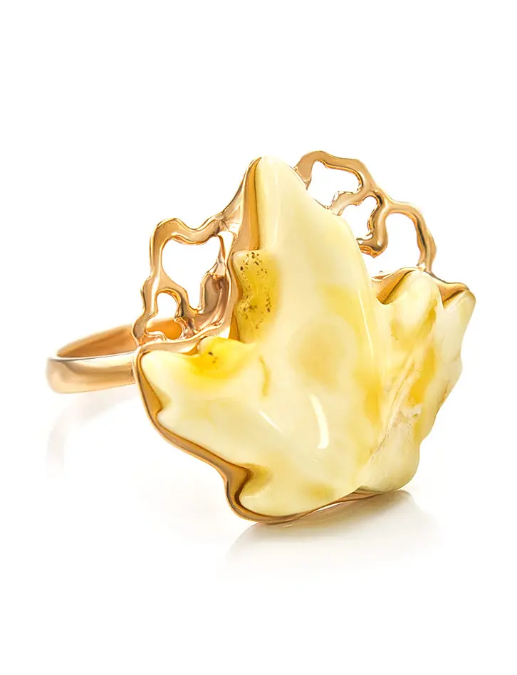 картинка Оригинальное кольцо из золота 585 пробы с натуральным медовым янтарём «Канада» в онлайн магазине