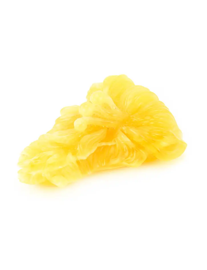 картинка Изящная резьба из натурального светло-медового янтаря «Лилия» в онлайн магазине