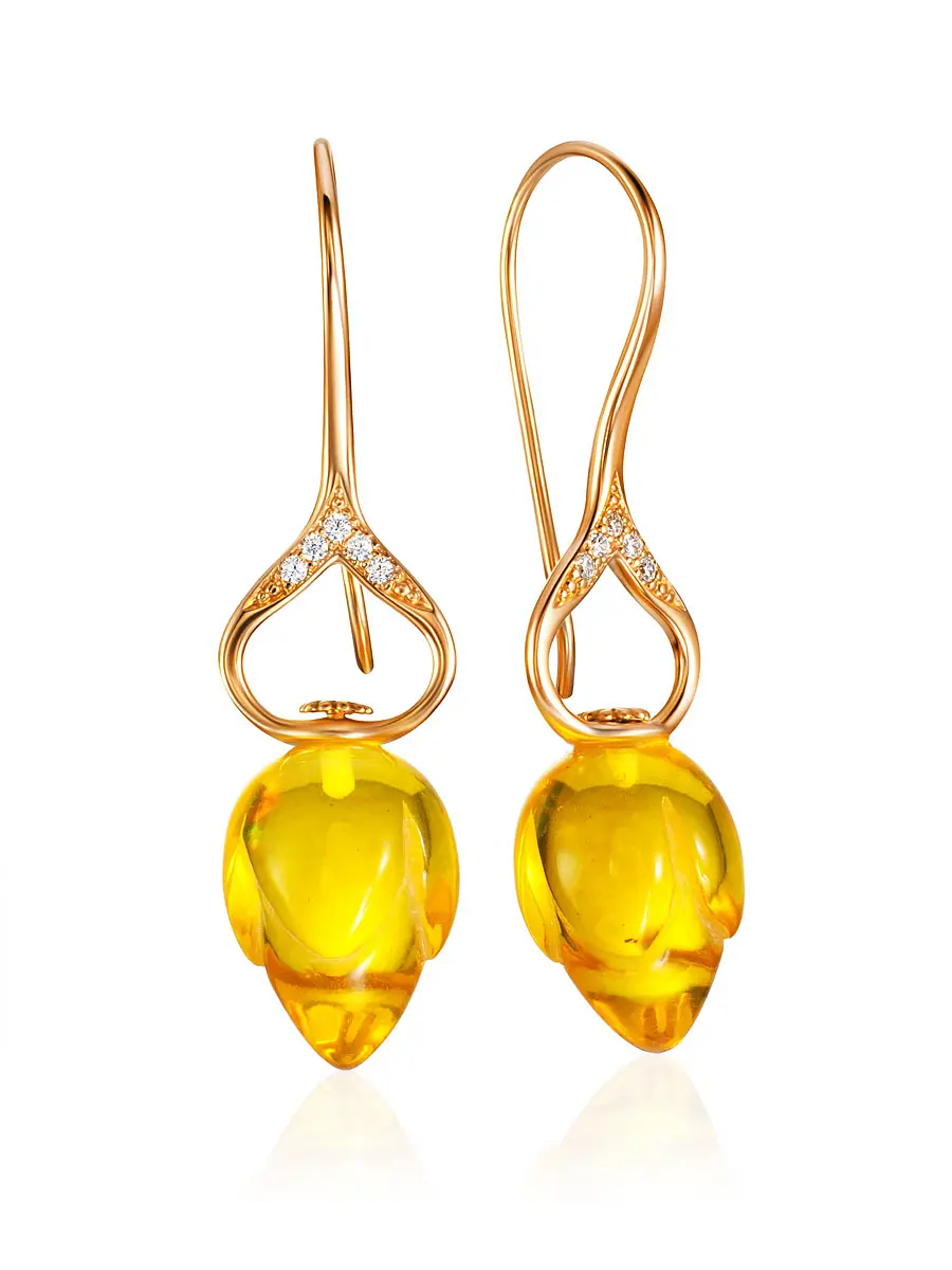 картинка Красивые позолоченные серьги-крючки с янтарём лимонного цвета «Тюльпан» в онлайн магазине