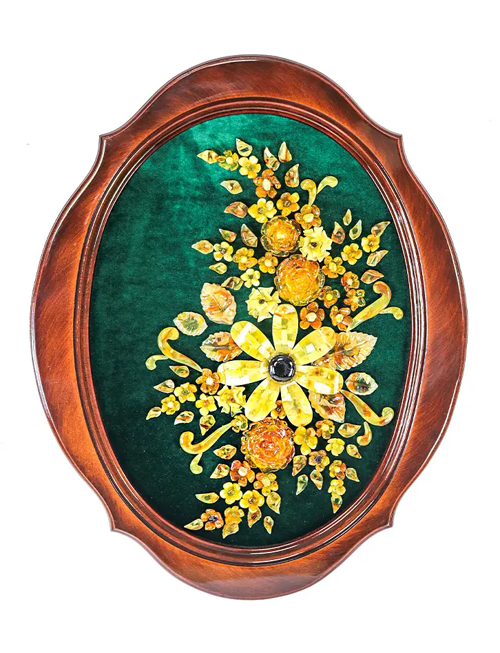 картинка Панно из натурального янтаря на тёмно-зелёном бархате «Весна» 55 х 44 см в онлайн магазине