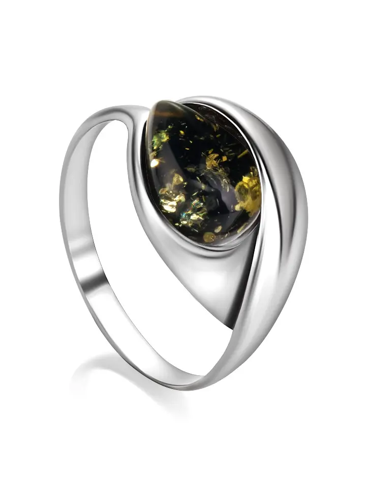 картинка Серебряное кольцо, украшенное вставкой из натурального балтийского янтаря зелёного цвета «Пион» в онлайн магазине