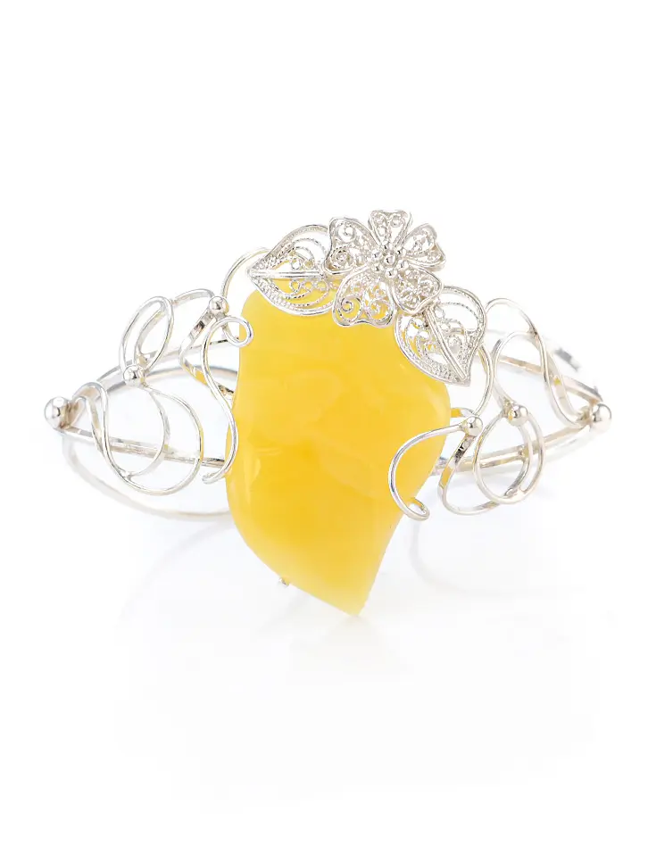 картинка Роскошный серебряный браслет с крупной вставкой натурального медового янтаря «Филигрань» в онлайн магазине