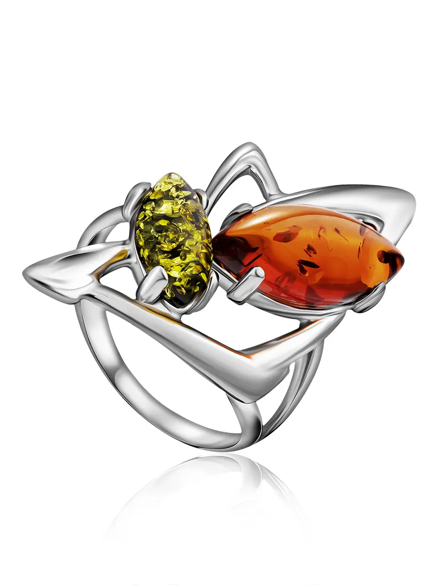картинка Стильное кольцо с вставками из натурального янтаря вишневого и зеленого цветов «Пегас» в онлайн магазине