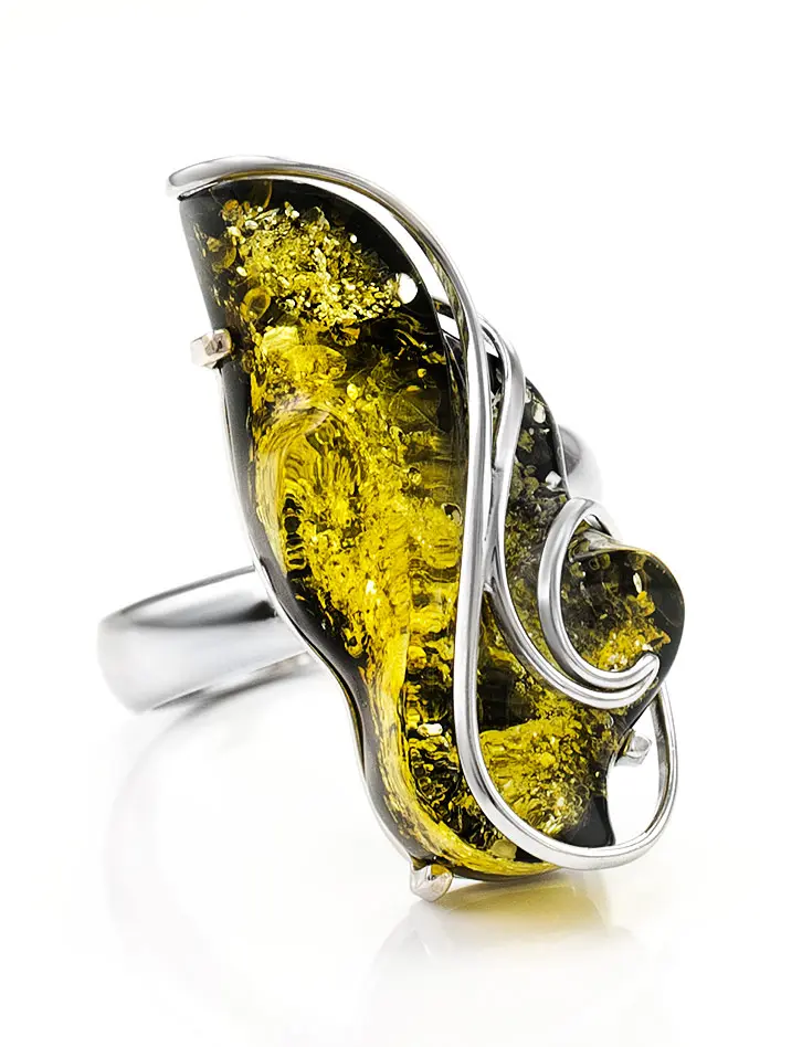 картинка Нежное серебряное кольцо с натуральным янтарём зелёного цвета «Риальто» в онлайн магазине