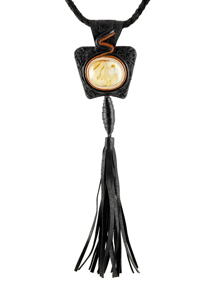картинка Эффектное колье из кожи и пейзажного янтаря с кистью «Амазонка» в онлайн магазине